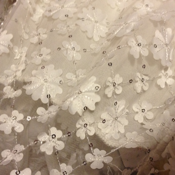 Jane White Cold Shoulder Lace detail  jumpsuit - Picture 5 of 8